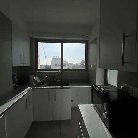 Spacious In Nicosia Landmark Area - Stasinou By Platform 357 Strovolos