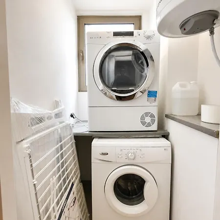 Spacious In Nicosia Landmark Area - Stasinou By Platform 357