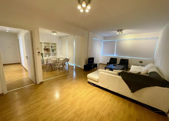 Spacious In Nicosia Landmark Area - Stasinou By Platform 357 Apartmán *