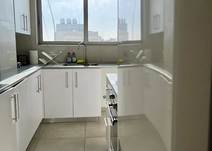 Spacious In Nicosia Landmark Area - Stasinou By Platform 357